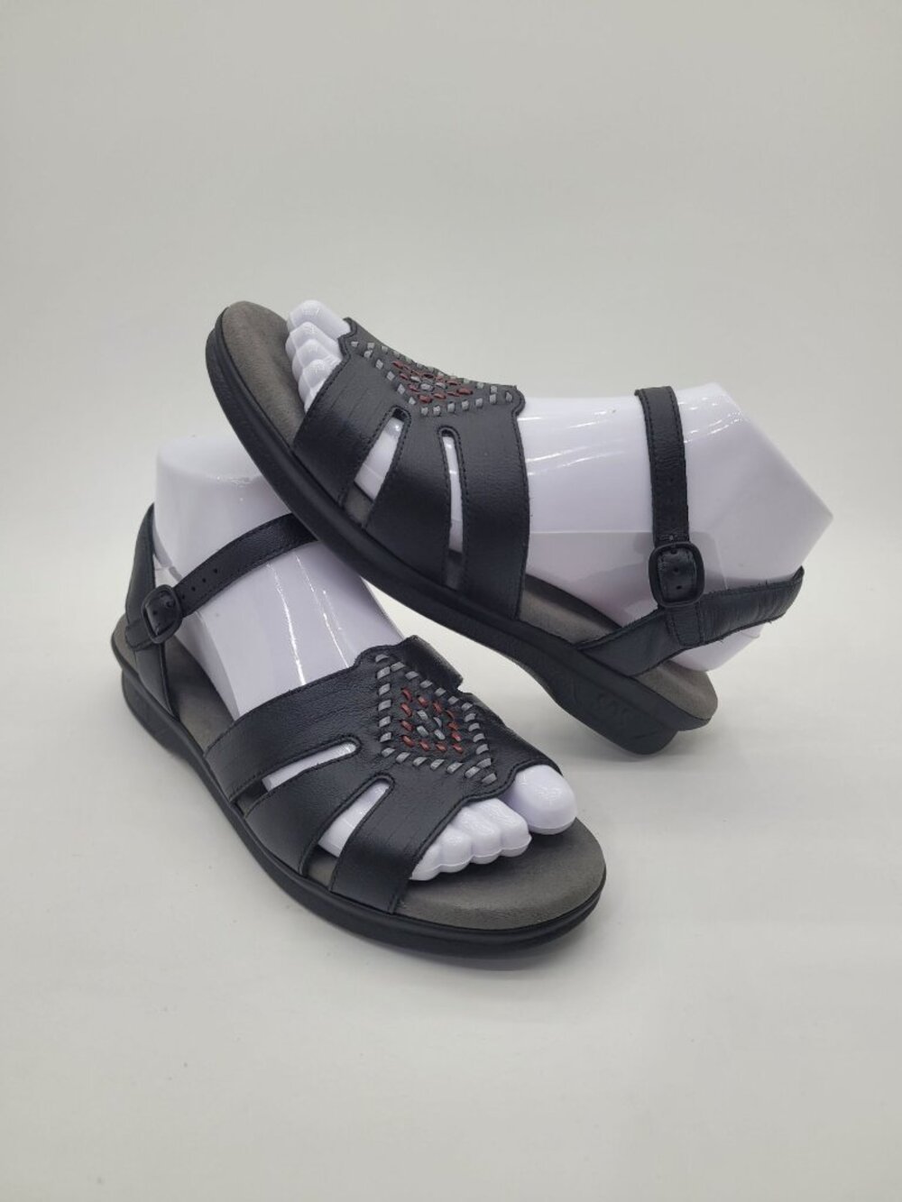 SAS Huarache Quarter Strap Sandals Black Leather Aztec Southwestern Size 7.5